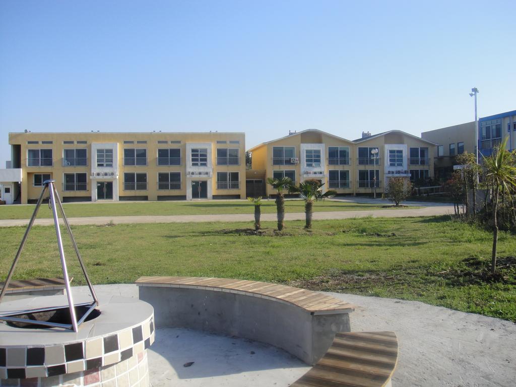 Geomunoreum Hostel Jeju Exterior photo