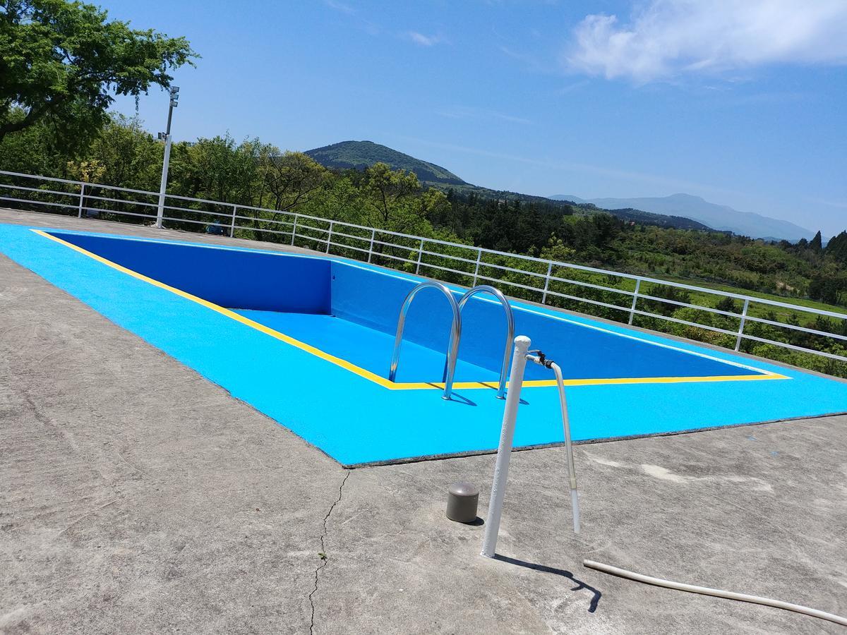 Geomunoreum Hostel Jeju Exterior photo